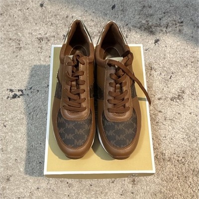 Michael Kors Women s Brown Logo Pattern Lace-Up Low Top Sneakers