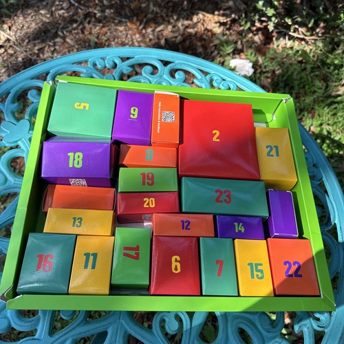 Calendario dell'Avvento La Mucca Viola 24 Arti Mestieri Creazioni Natalizie Decorazione NUOVO - Foto 3 di 4