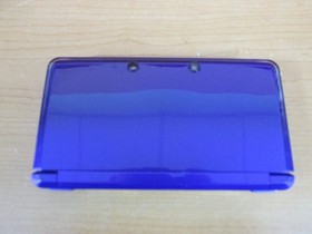 Nintendo 3DS Midnight Purple CTR-001 w/Charger & Games