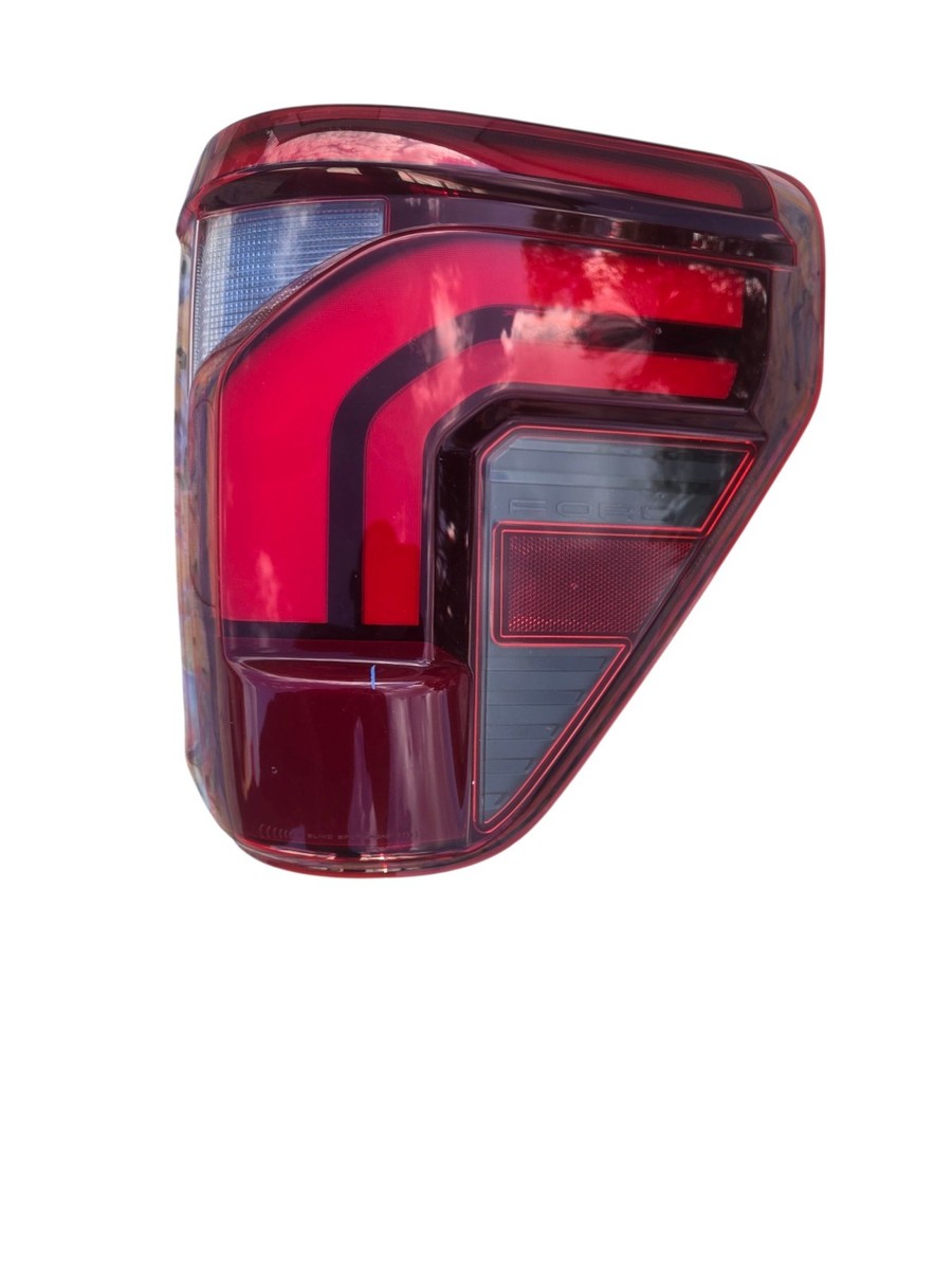 2024-2026 FORD F-150 RH Passenger LED TAILIGHT Lamp Assembly OEM