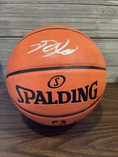 De’Aaron Fox Signed Basketball Beckett Authenticated 🔥🔥🔥