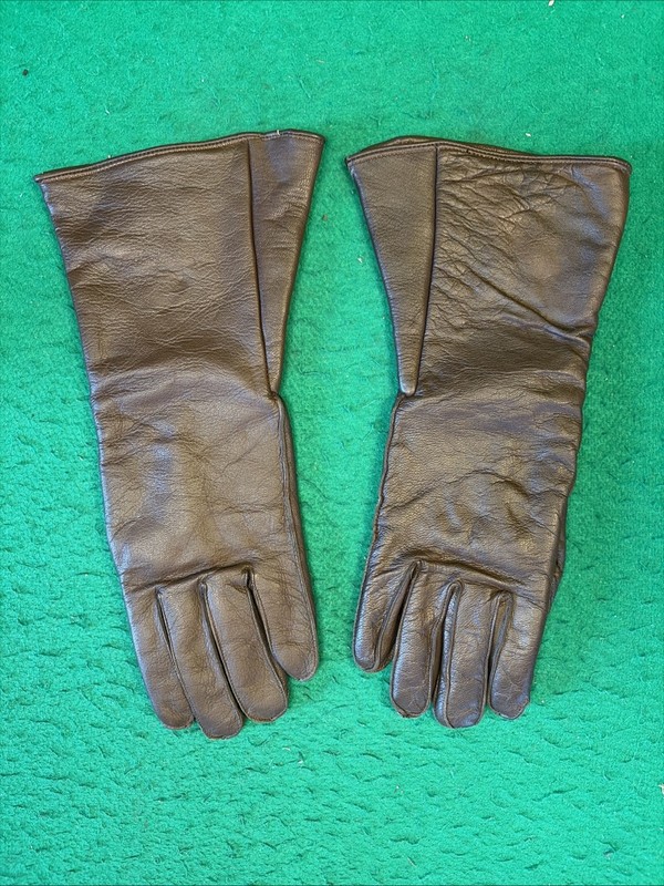 Reproduction WW II British Dispatch Rider Gloves Brown Leather Size 9 Lined