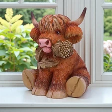 Highland Cow Figurines Decor,Resin Highland Cows Statues,Calf Sculpture Ornament