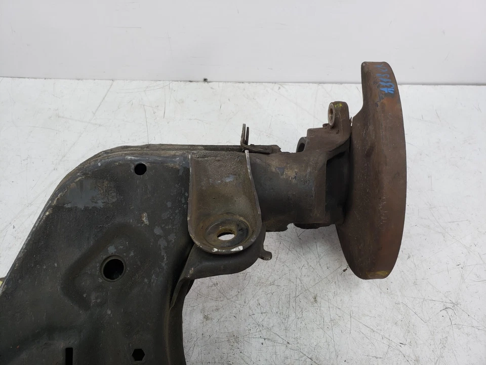 ✅ 1997-2003 OEM Volkswagen Eurovan MV trasero derecho pasajero eje lateral nudillo Foto 2 de 4