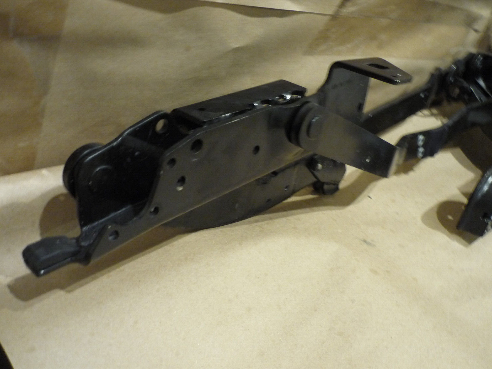 Ferrari California - Part Of LH Rear Roof Kinematic /Hinge  P/N 86545800