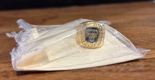 Chicago Bulls replica 1992 Back to Back Championship ring NBA Basketball