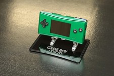 Présentoir acrylique pour console portable Nintendo Game Boy Micro