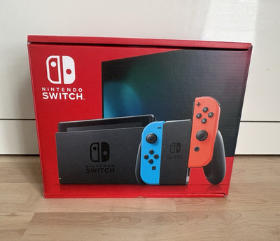 Nintendo Switch Konsole 32 GB mit Dock & Joy-Con Blau/Rot Schwarz in OVP