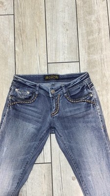 Cowgirl Tuff Embroidered Studded Bootcut Denim Jeans Blue Button Pockets Women
