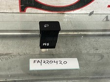 GENUINE MERCEDES BENZ W118 CLA 2020 USB TYPE C SOCKET PORT A2478203802