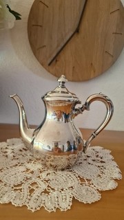 Elegante kleine Silberkanne vermutlich Teekanne 16cm hoch 830s Silber