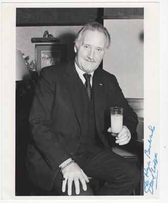 David Lodge Signed 8 x 10 Photo / Autographed Actor / Spike Milligan