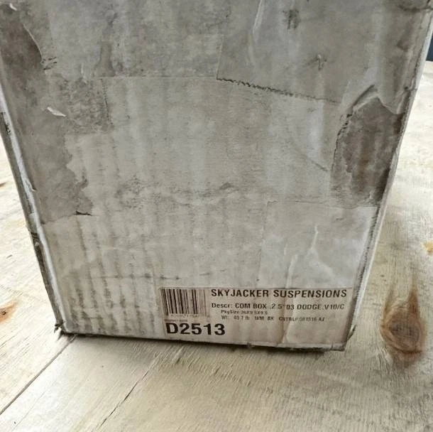 Caja de componentes Skyjacker D2513 para camioneta Ram 2500 3500 de elevación de 2-2,5" 4x4 2003-2010 Foto 4 de 4