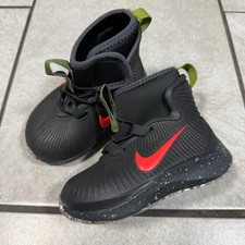 Size 5C - BQ5382-001 Toddler Nike Binzie Casual Boots Black/Red - NEW
