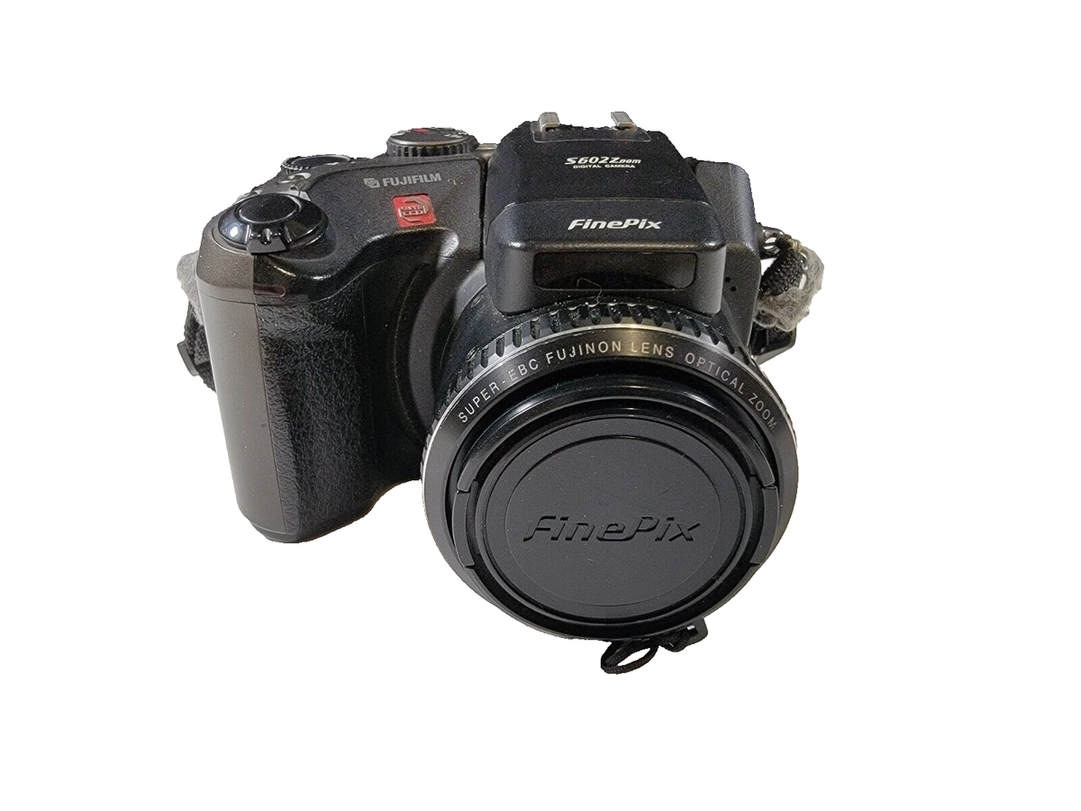 Fujifilm FinePix S Series S602 Zoom 3.1MP Digital Camera | 6x 
