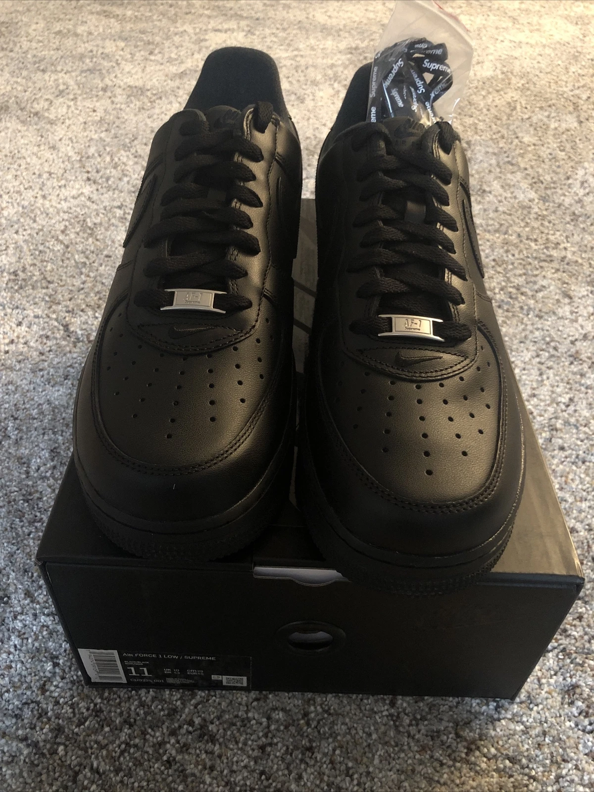 Supreme Air Force 1 noir bas taille 11 Deadstock SUPER LIMITÉ CU9225 001