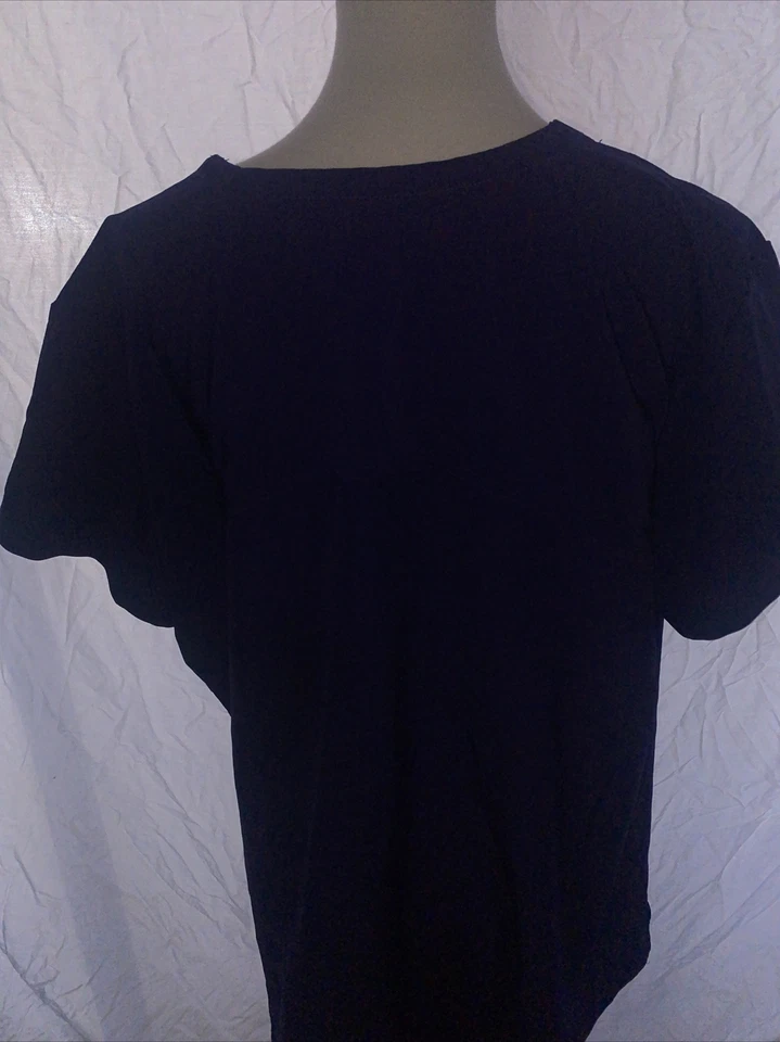 Blusa Médica Pullover Med Couture Air Para Mujer Talla 3XL Púrpura Manga Corta Cuello en V Foto 4 de 4