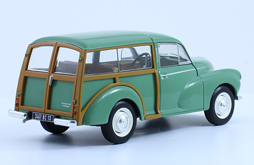 ｅｂｂｒｏ　ＭＯＲＲＩＳ　ＭＩＮＩ　ＴＲＡＶＥＬＬＥＲ　ミニカー　ミニ Amazon | ＜ 絶版品 ＞ EBBRO エブロ 1/43 Morris Mini