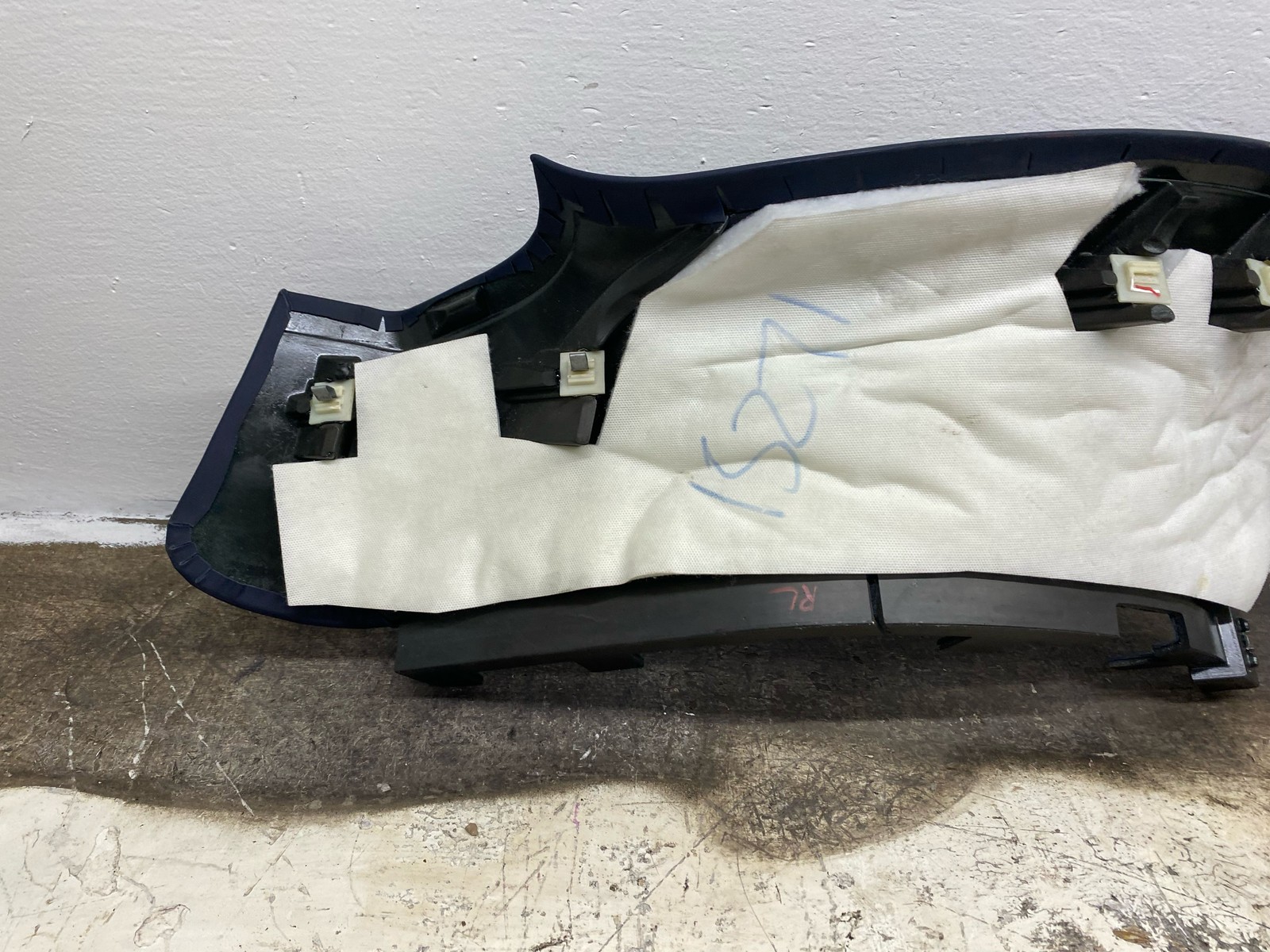 2010-2020 BENTLEY MULSANNE OEM REAR LEFT DRIVER TRUNK D PILLAR TRIM COVER PANEL