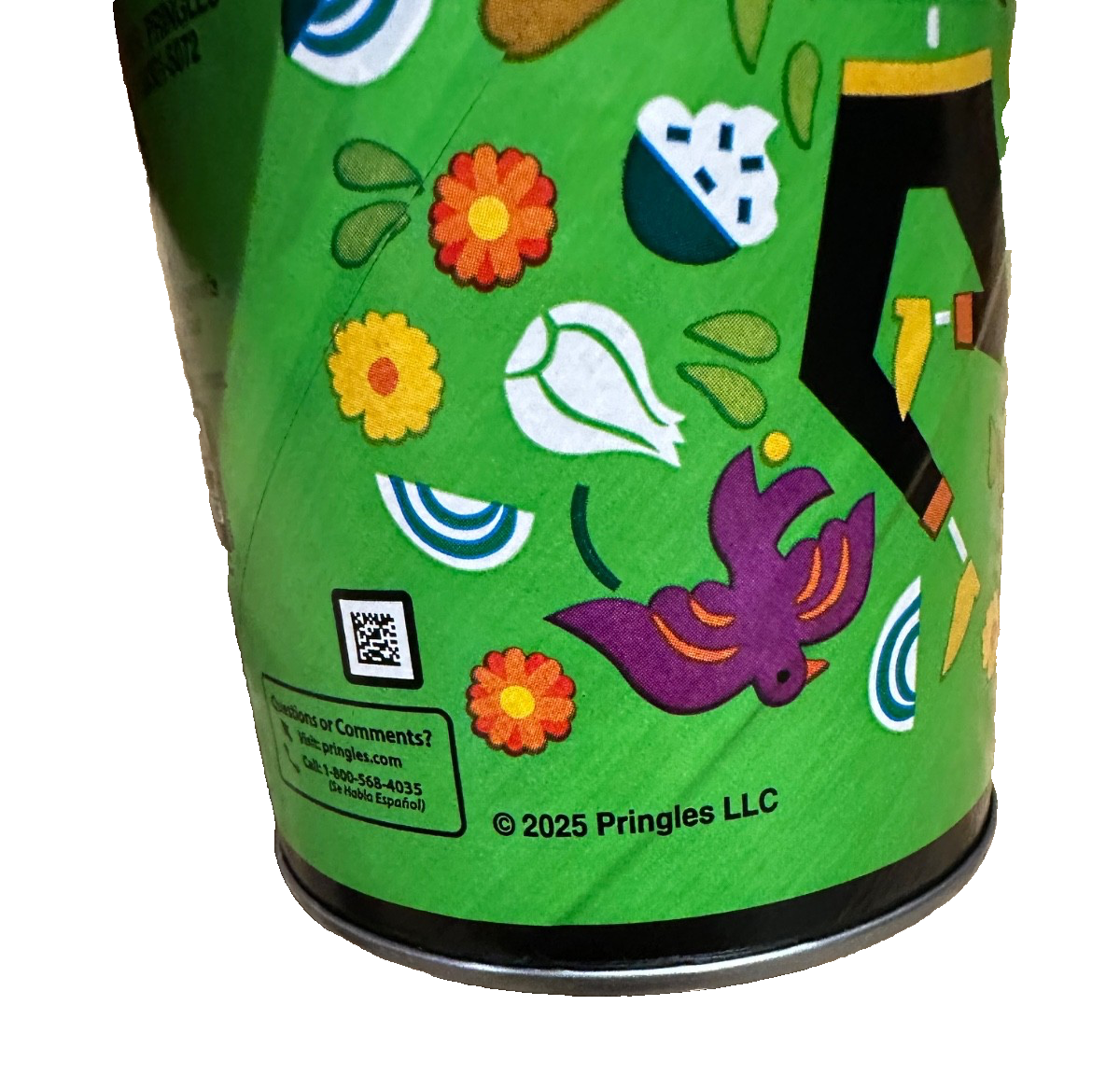 1 Pringles Glow In the Dark Collectible Halloween 🎃 Can Limited
