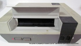 SISTEMA DE ENTRETENIMIENTO NINTENDO NES VINTAGE EN CAJA + Juego Wrath of the Black Manta