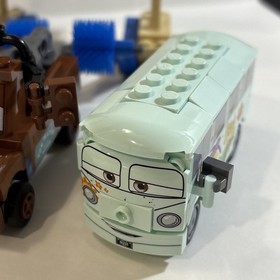 LEGO Cars: Flo's V8 Cafe (8487) 100% complete with instructions  No Box *READ*