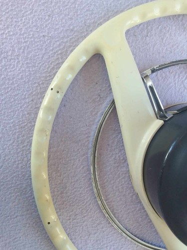 Mercedes Benz ivory steering wheel w108 w109 w111 w113 Pagoda sl w114 w115 - Picture 4 of 17