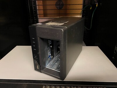 OEM QNAP TS-269 Pro, 4GB RAM, Fedora installed