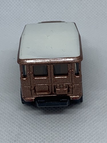 2008 Matchbox 1968 TOYOTA LAND CRUISER 4x4 SUV Jeep - Thailand Base White Roof - Picture 4 of 7