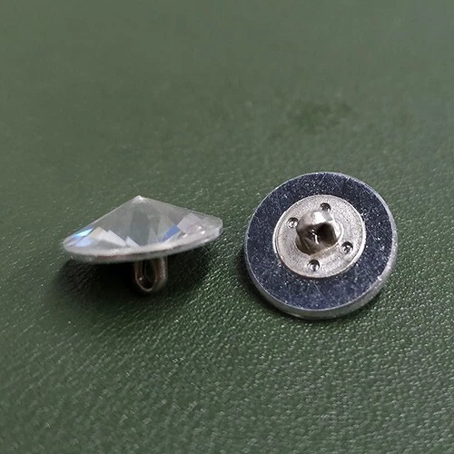 14mm Austria Crystal Rivoli Button with Shank, 6-pcs, Crystal Comet Argent Light - Image 3 of 4