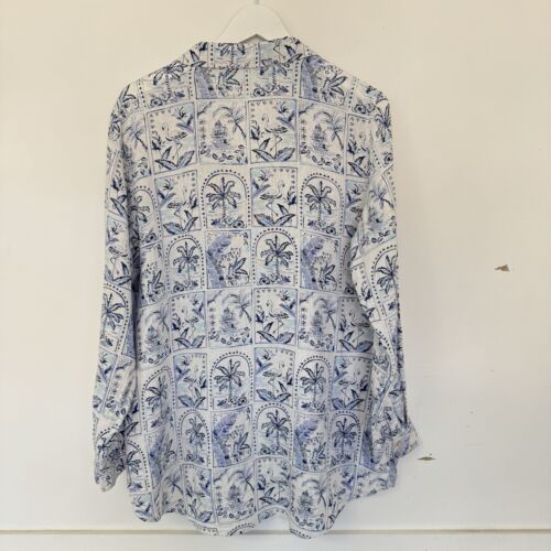 C&C California 100% Linen Tropical Print Button Down Top Blue & White Large EUC - Picture 3 of 11