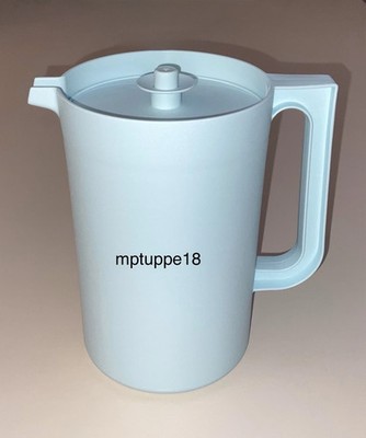   Brand New Tupperware 2-Qt VINTAGE CLASSIC SHEER PITCHER W/PUSH BOTTOM LID~*