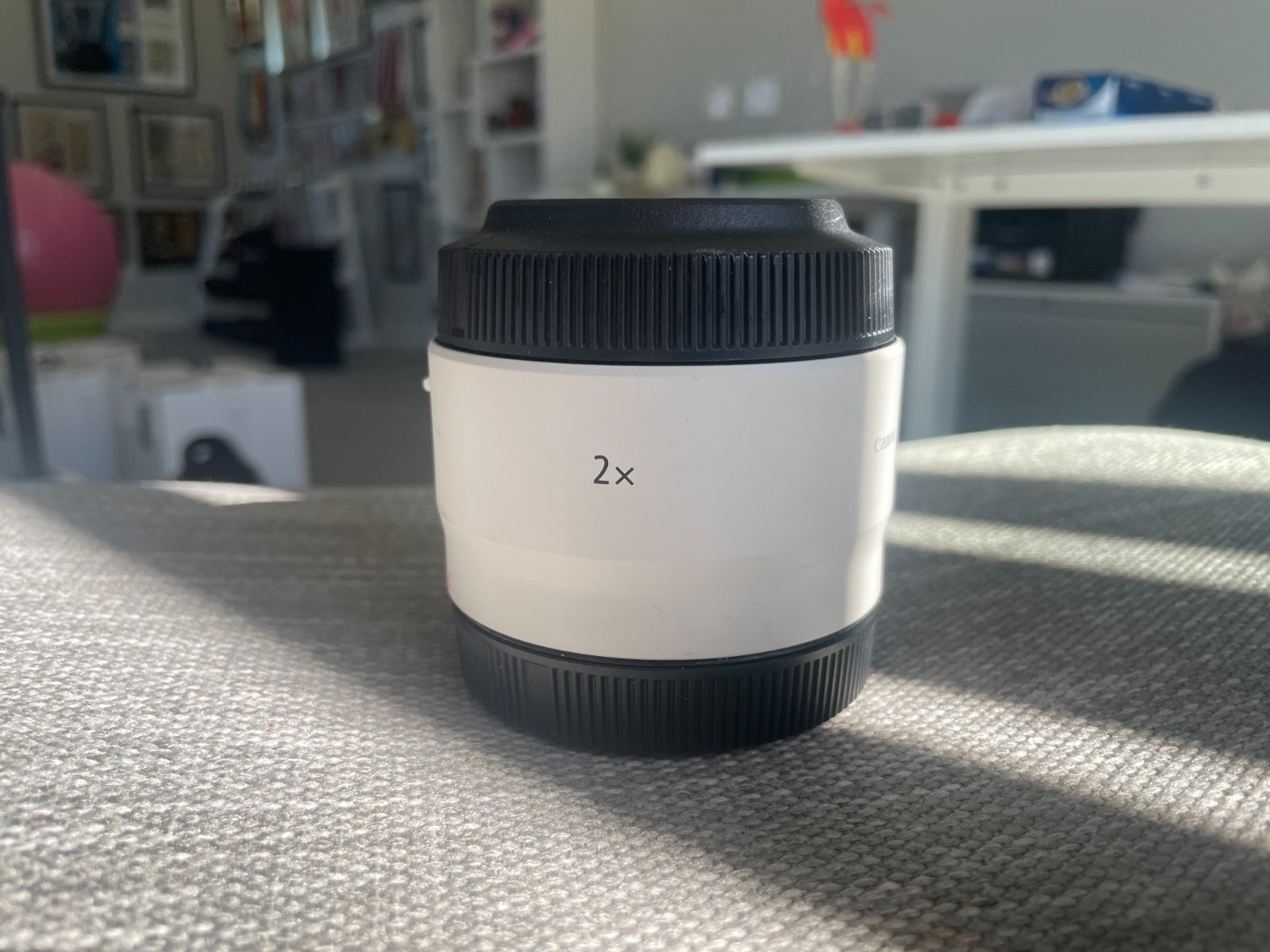 Canon 4114C002 Extender RF 2x Teleconverter for RF Mount Lenses