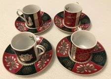 4 Neiman Marcus Porcelain Christmas Espresso Cups / Saucers New Open Box Luxury