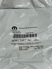Mopar 5fr1 7vf7 Ac Rf Fender Cladding Laredo 1999-2003 Jeep Grand Cherokee Nos