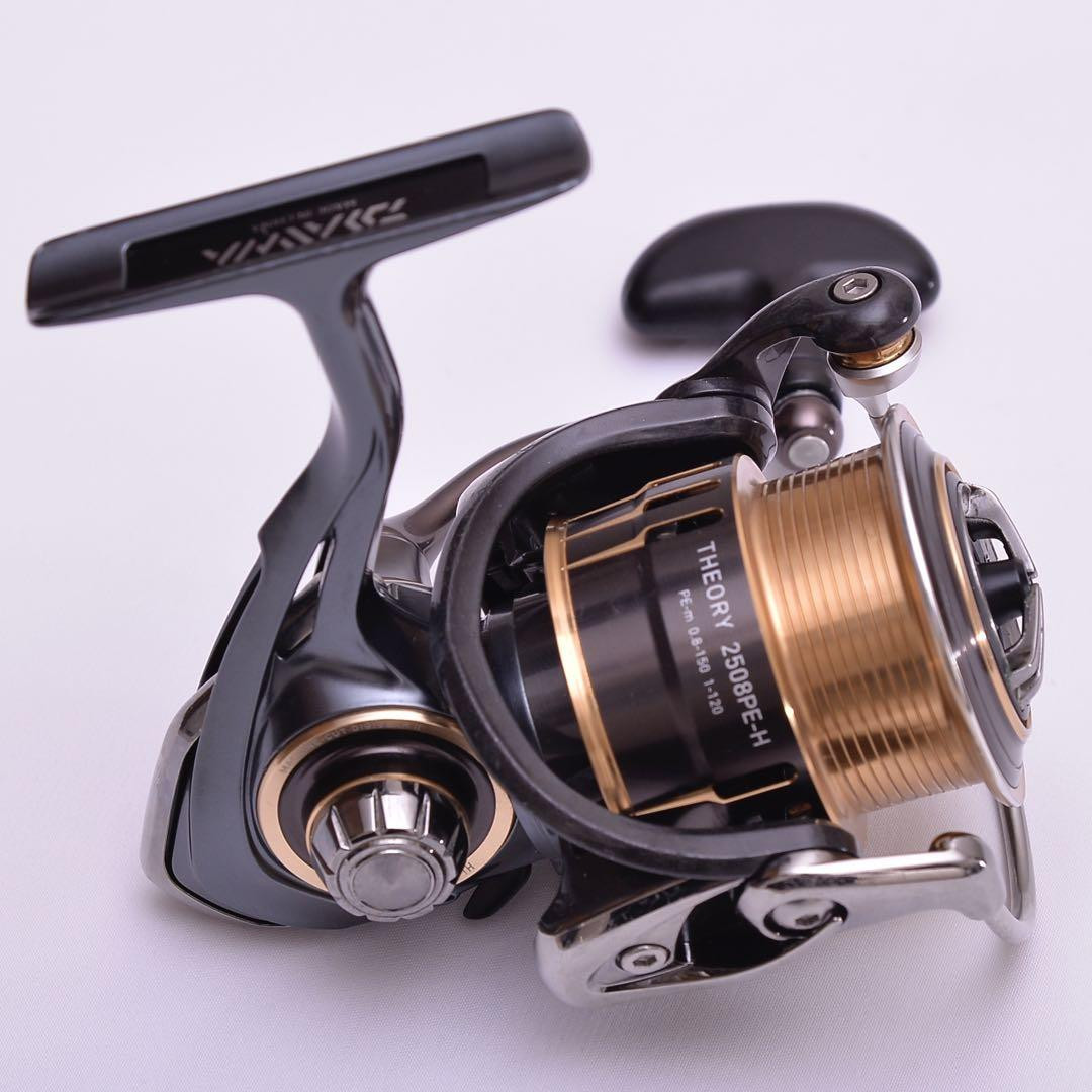 Daiwa 17 Theory 2508PE-H Spinning Reel 5.6:1 Smooth Drag Daiwa 17 Theory 2508PE-H Spinning Reel 5.6:1 Smooth Drag
