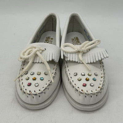Minnetonka Girls White Moccasin Flats Fringe Rhinestone Lace-Up US 13