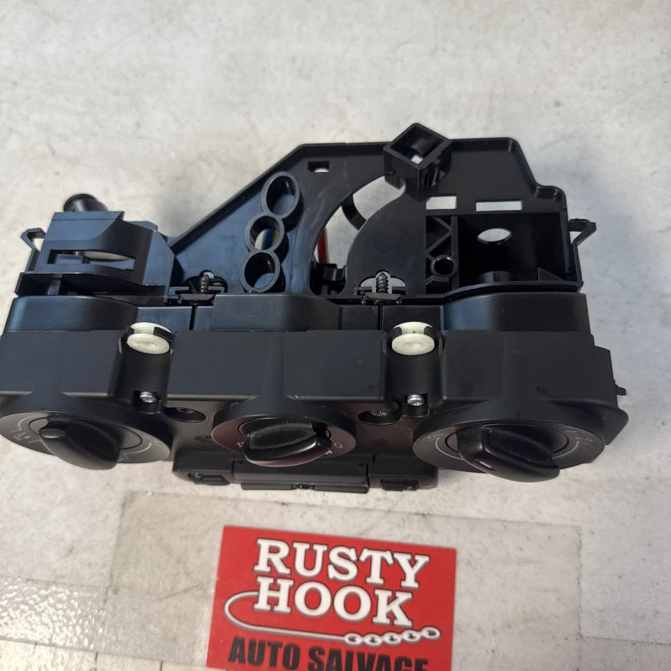 2009 Volkswagen Jetta AC HEATER TEMP CONTROL 747 309-65 Foto 3 de 4