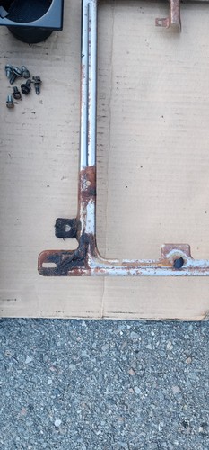 Honda Element 2009 2010 2011 OEM Center Console Cooler Cupholder Base & Bracket - Picture 9 of 16