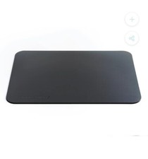 RT8) BRAND NEW TUPPERWARE BLACK FLEXIBLE CUTTING MAT CHOPPING BOARD