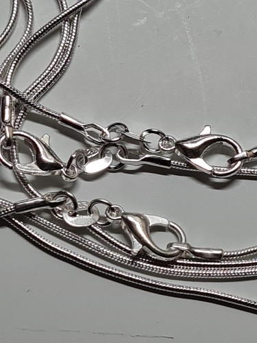 925 Silver Stamped Snake Chain 18 Inches In Length - Picture 4 of 5