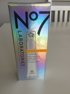 boots dark circle corrector