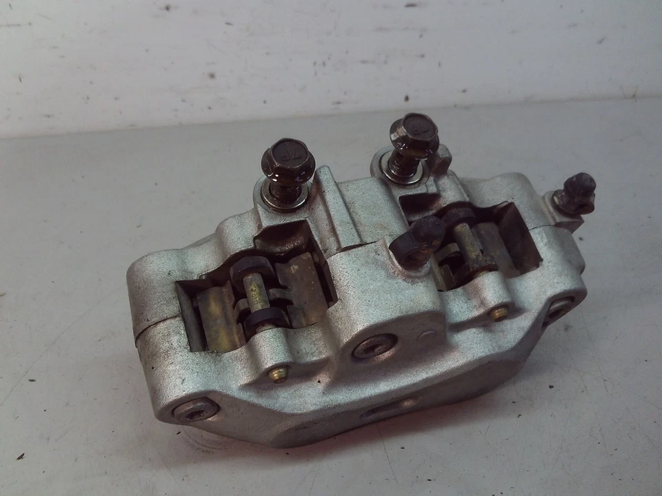 Pinza de freno delantera de 4 pistones para Suzuki AN400 AN 400 Burgman 2003-2006 S154 Foto 3 de 4