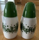 VINTAGE GEMCO  AVOCADO GREEN CRAZY DAISY SALT & PEPPER SHAKERS PYREX CORELLE !