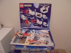 Lego 6456 Space Port Mission Control&mdash;COMPLETE w/Box, Manual & Rocket Engine