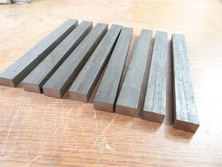 8 PIECES OF 4140 STEEL STOCK 5/8" X 1" X 10" 14LBS