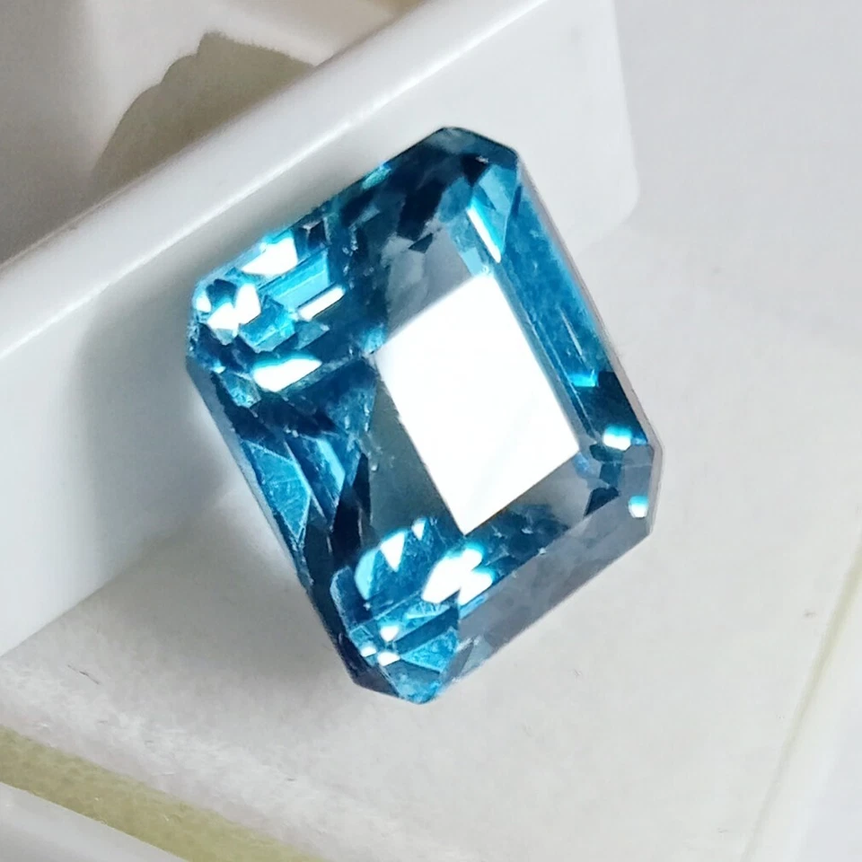 Piedra preciosa suelta de 12-14 quilates de corte cuadrado azul natural tratada con certificación EGL Foto 3 de 4