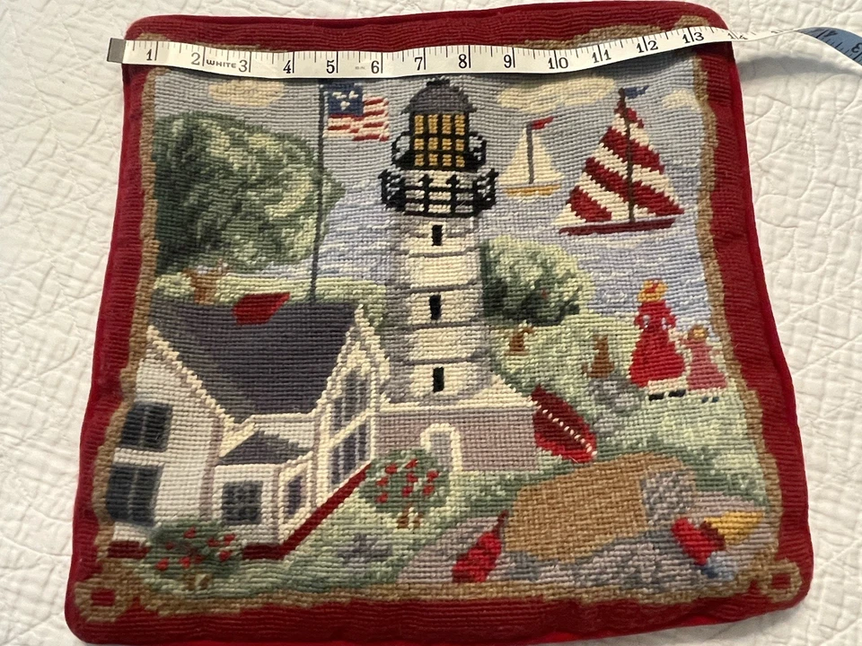 FUNDA Almohada Punto Aguja De Colección Faro Costero Veleros Terciopelo Rojo Cremallera Trasera Foto 3 de 4