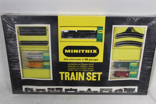 Minitrix #1161 N Scale Santa Fe pacific steam and freight Train Set (Sealed) - Picture 1 of 6