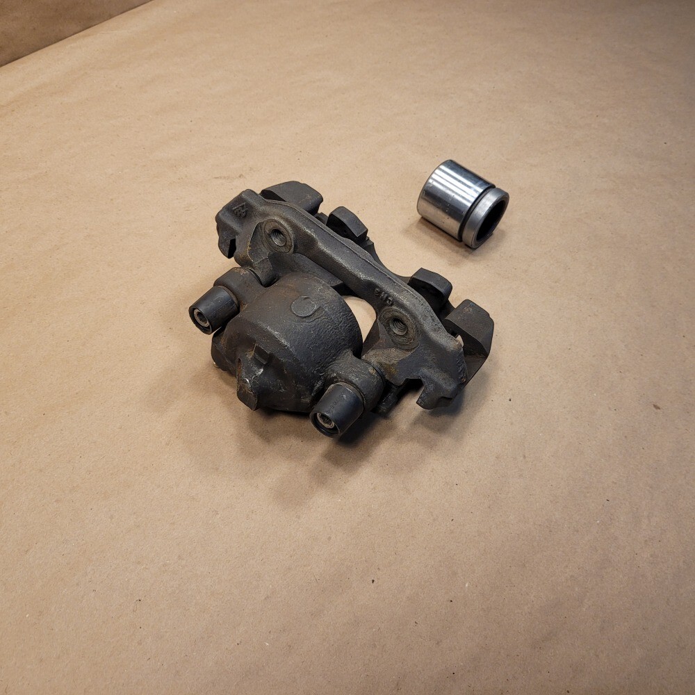 Ferrari 328 REAR+RIGHT Brake caliper